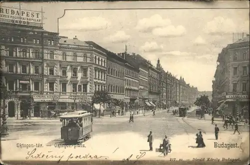 Budapest Oktogon Platz Strassenbahn  / Budapest /