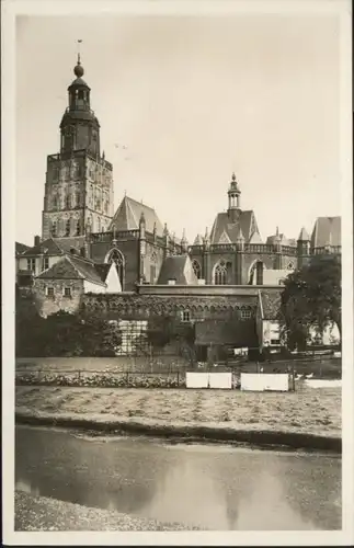 Zutphen St Walburgskerk / Zutphen /