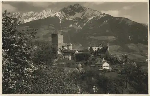 Merano Suedtirol Castel Tyrol Ivignia / Merano /Bozen