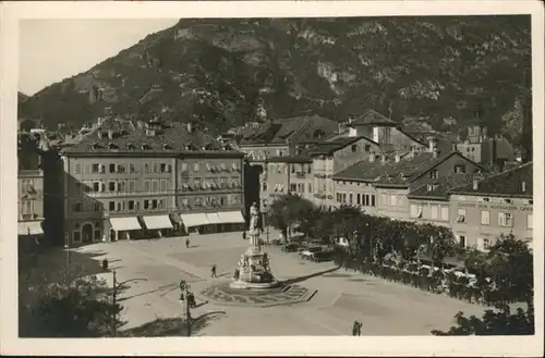 Bolzano Piazza Vittorio Emanuele / Bolzano /