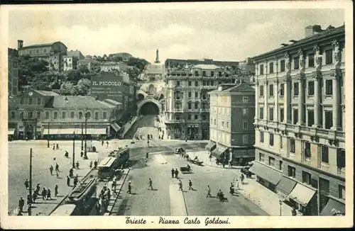 Trieste Piazza Carlo Goldoni / Trieste /