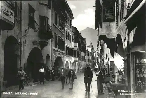 Merano Suedtirol Portici Laubengasse / Merano /Bozen