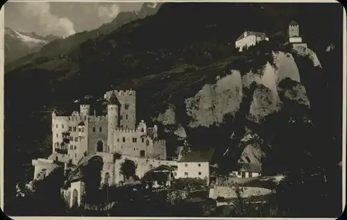 Merano Suedtirol Castel Tirolo e Castel delle Fontane  / Merano /Bozen