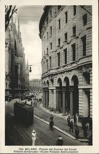 Milano Lombardia Piazza del Duomo dal Corso Vittorio Emanuele  / Milano /