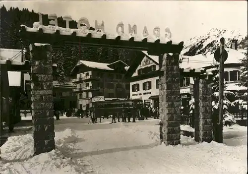 Madonna di Campiglio Grand Hotel Schnee La Piazza  /  /Trentiono