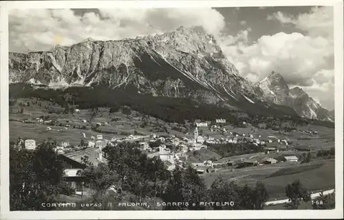 Cortina d Ampezzo  / Cortina d Ampezzo /