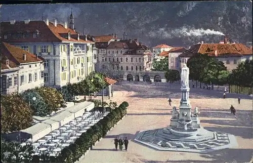 Bolzano Piazza Vittorio Emanuele / Bolzano /