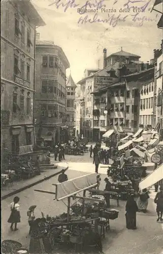 Bolzano Piazza delle Erbe / Bolzano /