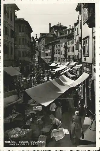 Bolzano Piazza Delle Erbe / Bolzano /