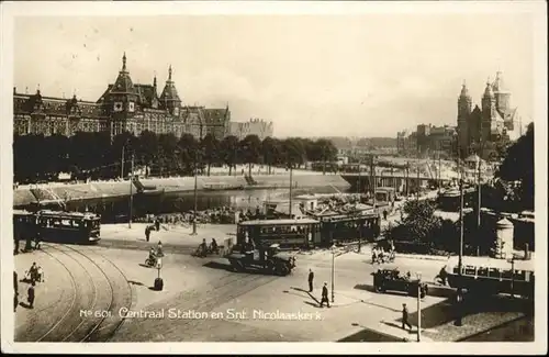 Amsterdam Niederlande Strassenbahn St Nicolauskeerk / Amsterdam /