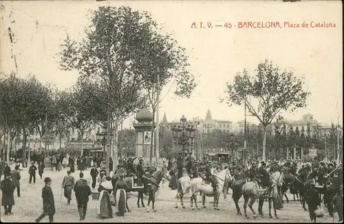 Barcelona Cataluna Plaza Cataluna Pferd / Barcelona /
