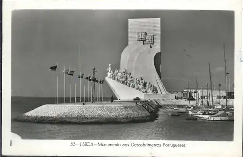 Lisboa Monumento Descobrimentos Portugueses / Portugal /