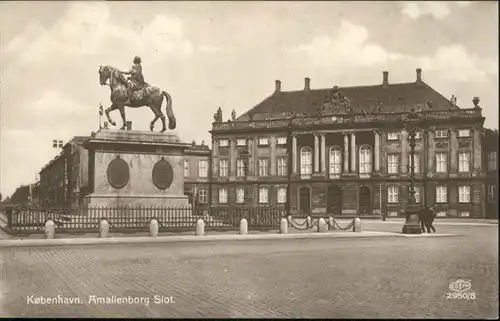 Kopenhagen Amalienborg Slot Denkmal / Hovedstaden /Kopenhagen