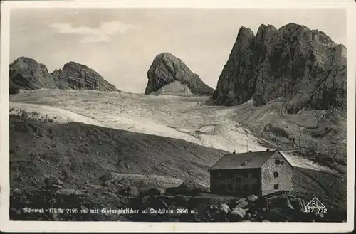 Dachstein Gebirge Huette  / Oesterreich /