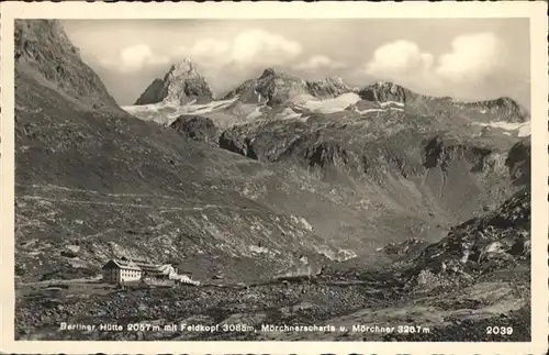 Berlinerhuette Feldkopf Moerchnerscharte Moerchner / Mayrhofen /Tiroler Unterland