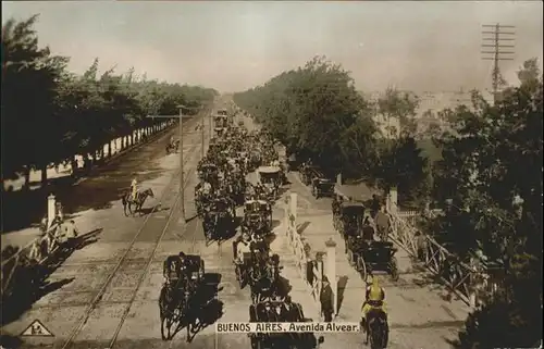 Buenos Aires Avenida Alvear Kutsche  / Buenos Aires /