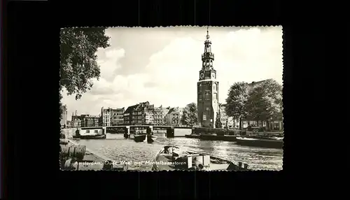 Amsterdam Niederlande Oude Waal met Montelbaanstoren / Amsterdam /