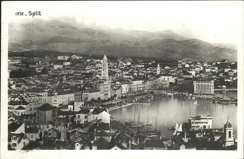 Gradac Hafen / Kroatien /