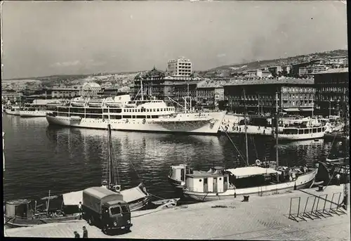 Rijeka Hafen
Porto / Rijeka /