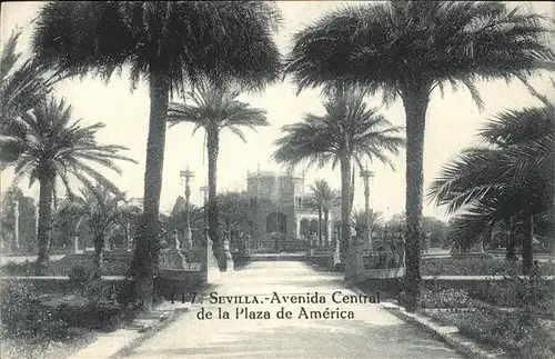 Sevilla Andalucia Avendia Central de la Plaza de America / Sevilla  /