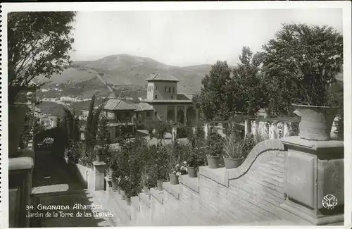 Granada Andalucia Alhambra Jardin de la Torre de las Damas / Granada /