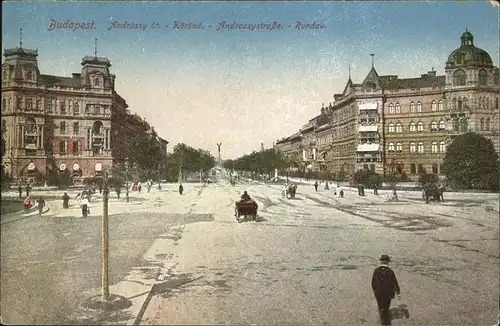 Budapest Andrassystrasse Rundau / Budapest /