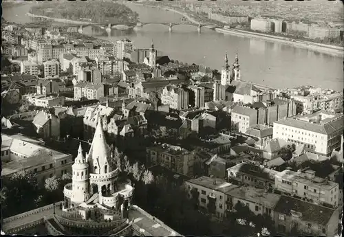 Budapest Teilansicht von der Matthiaskirche / Budapest /