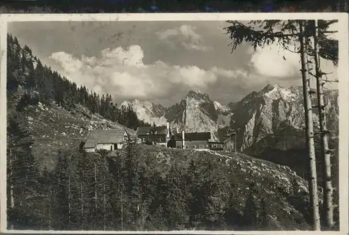 Vorderkaiserfelden Unterkunftshuette / Wildermieming /Innsbruck