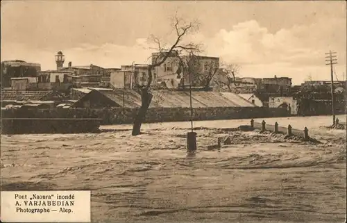 Aleppo Halab Pont Naoura inonde / Aleppo /