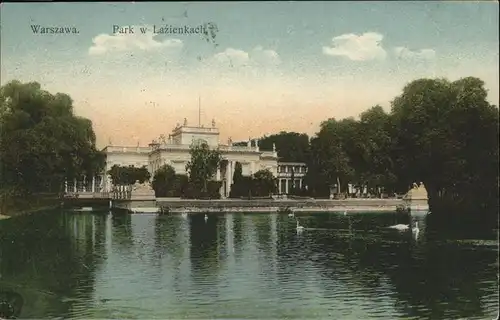 Warszawa Park Lazienkach Schwan / Warschau Polen /