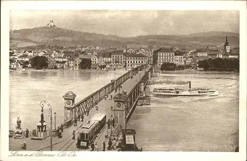 Linz Donau Donaubruecke Dampfer / Linz /Linz-Wels