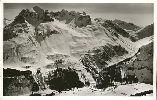 Zug Vorarlberg Madlochabfahrt / Lech /Bludenz-Bregenzer Wald