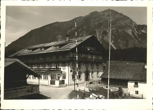 Berwang Tirol  / Berwang /Ausserfern