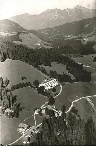 Walsertal Kleinwalsertal Fliegeraufnahme  / Oesterreich /