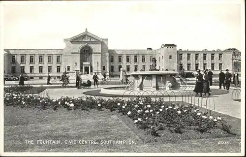 Southampton Fountain Civic Centre / Southampton /Southampton