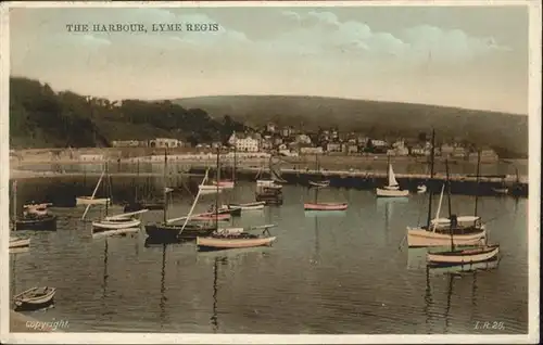 Lyme Regis Harbour Schiff / West Dorset /Dorset CC