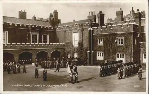 London Wachabloesung (Changing Guards)
St. James Palace / City of London /Inner London - West