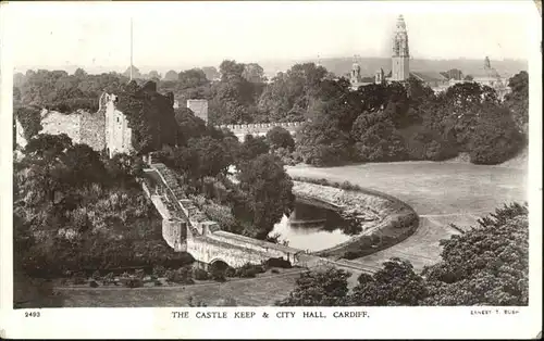 Cardiff Wales Castle Keep & City Hall / Cardiff /Cardiff and Vale of Glamorgan