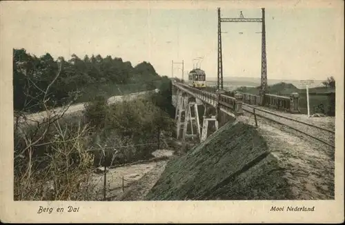 Berg en Dal Strassenbahn Bruecke x