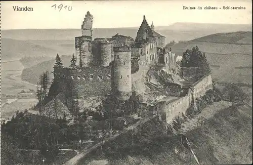 Vianden Ruines du chateau *