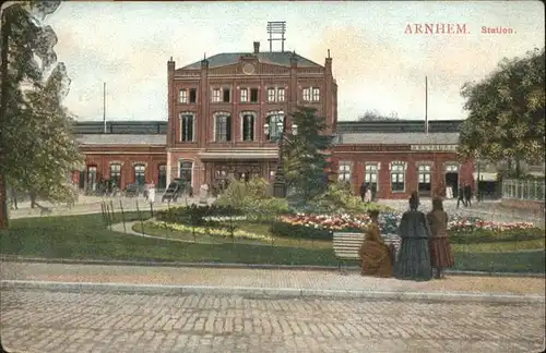 Arnhem Station x