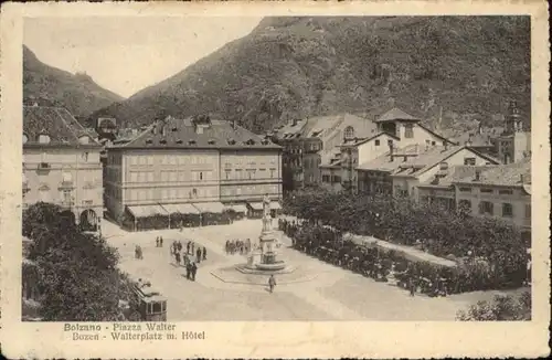 Bolzano Strassenbahn Bozen Piazza Walter Walterplatz Hotel  *