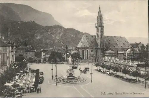 Bolzano Piazza Vittorio Emanuele *