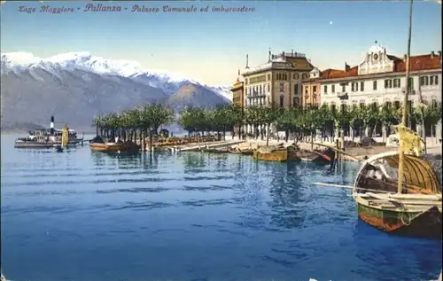Pallanza Lago Maggiore Palazzo Comunale Imbarcadero *