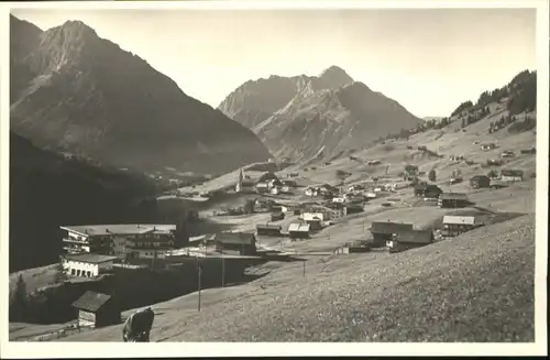 wu81631 Hirschegg Kleinwalsertal Vorarlberg Hirschegg Kleinwalsertal Zwoelferkopf Widderstein * Kategorie. Mittelberg Alte Ansichtskarten