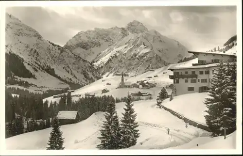 wu81639 Hirschegg Kleinwalsertal Vorarlberg Hirschegg Kleinwalsertal Widderstein Baerenkopf * Kategorie. Mittelberg Alte Ansichtskarten