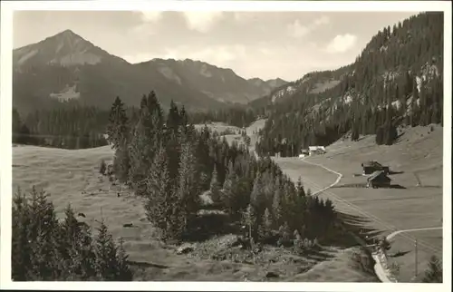 wu81677 Hirschegg Kleinwalsertal Vorarlberg Hirschegg Kleinwalsertal Haus Kueren * Kategorie. Mittelberg Alte Ansichtskarten