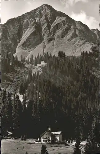 wu81706 Hirschegg Kleinwalsertal Vorarlberg Hirschegg Kleinwalsertal Wuerzburger Huette Walmendinger Horn * Kategorie. Mittelberg Alte Ansichtskarten