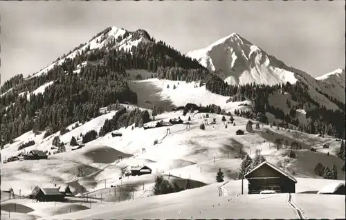 wu82110 Hirschegg Kleinwalsertal Vorarlberg Hirschegg Kleinwalsertal Parsenneskilift Heuberg Walmendinger Horn * Kategorie. Mittelberg Alte Ansichtskarten