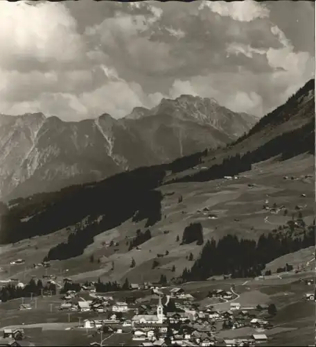 wu82176 Hirschegg Kleinwalsertal Vorarlberg Hirschegg Kleinwalsertal Waldemar Petersen Haus * Kategorie. Mittelberg Alte Ansichtskarten